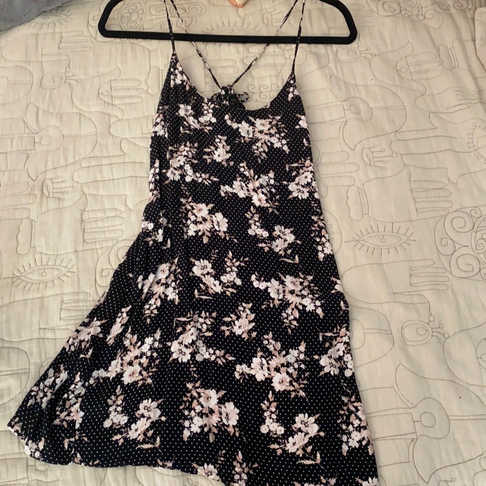 Forever 21 floral dress M
